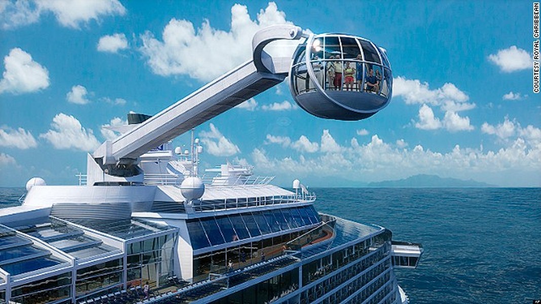 Loại tàu xa xỉ có tên Quantum của Tập đoàn tàu biển Royal Caribbean International là con tàu đầu tiên cung cấp cho du khách các trải nghiệm mới như "bay trên trời" cũng như ngắm nhìn biển trong những khoang kính hình con nhộng có tên gọi North Star cao gần 100m so với mặt nước biển. Dòng tàu Quantum of the Seas sẽ ra mắt vào mùa thu năm 2014, có 18 boong tàu với sức chứa 4.180 khách và 2.090 phòng ngủ riêng.